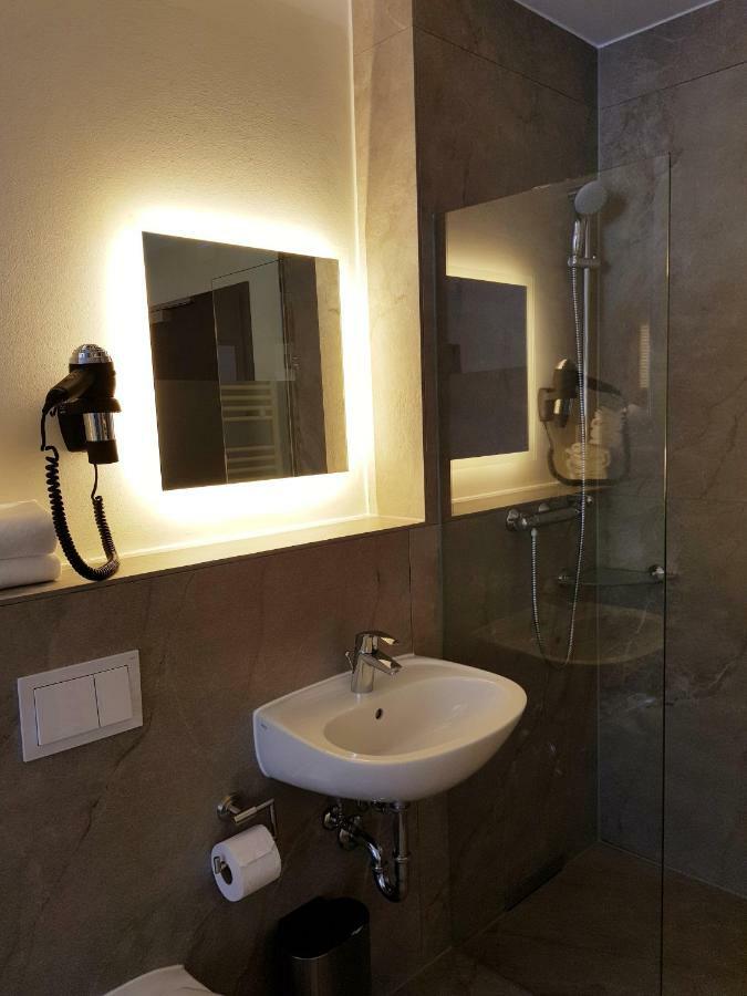 Hotel Am Kurpark Цинновиц Экстерьер фото