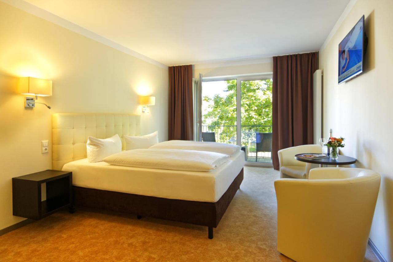 Hotel Am Kurpark Цинновиц Экстерьер фото